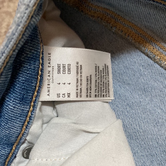 American Eagle Mom Jeans - Picture 3 of 4